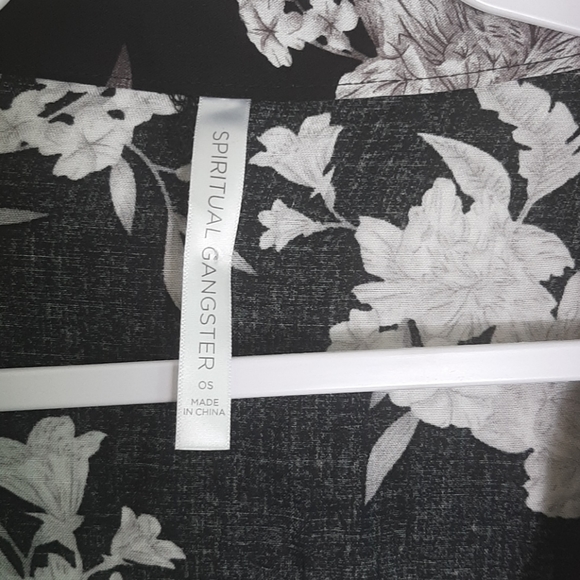 Spiritual Gangster tie Front Robe/duster - Picture 3 of 7